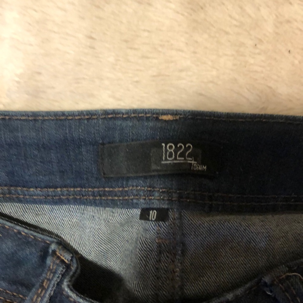 JEANS - Picture 4 of 5